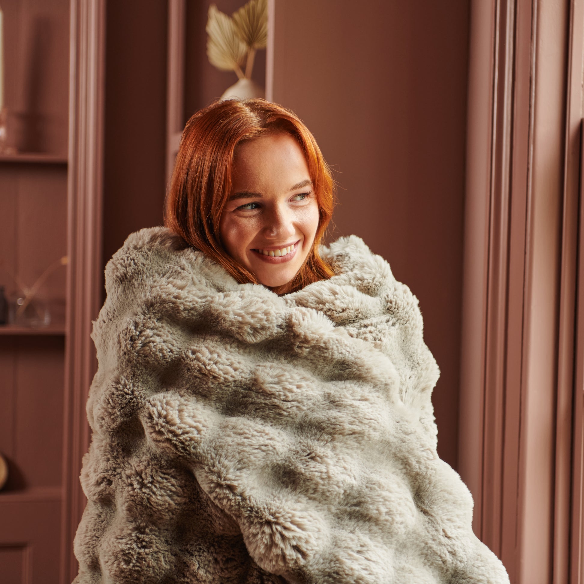 Hygge Days Luxury Faux Fur Warming Throw